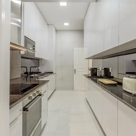 Appartement Marques De Pombal Vintage By Homing